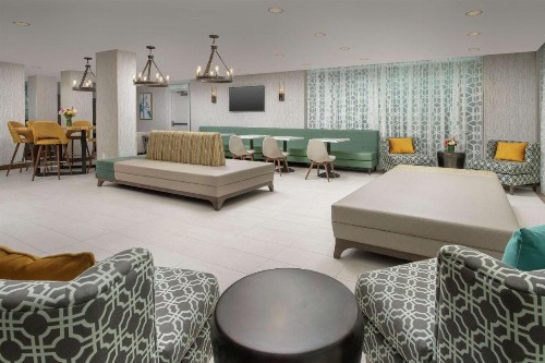 Hilton Garden Inn Miami Brickell South - image 28