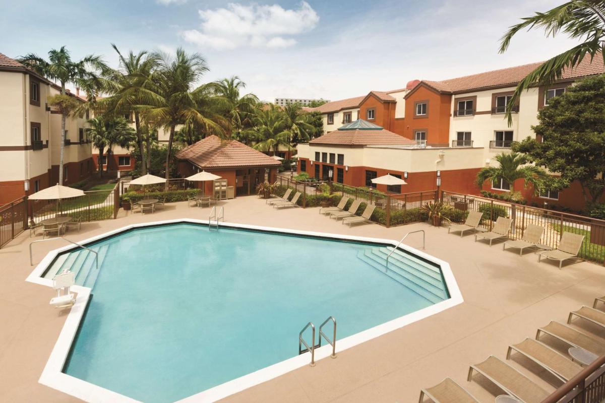 Hyatt House Miami Airport - image 2