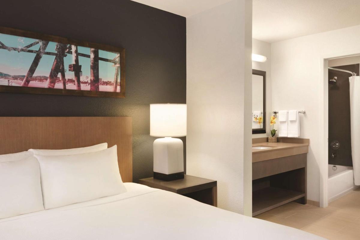 Hyatt House Miami Airport - image 5