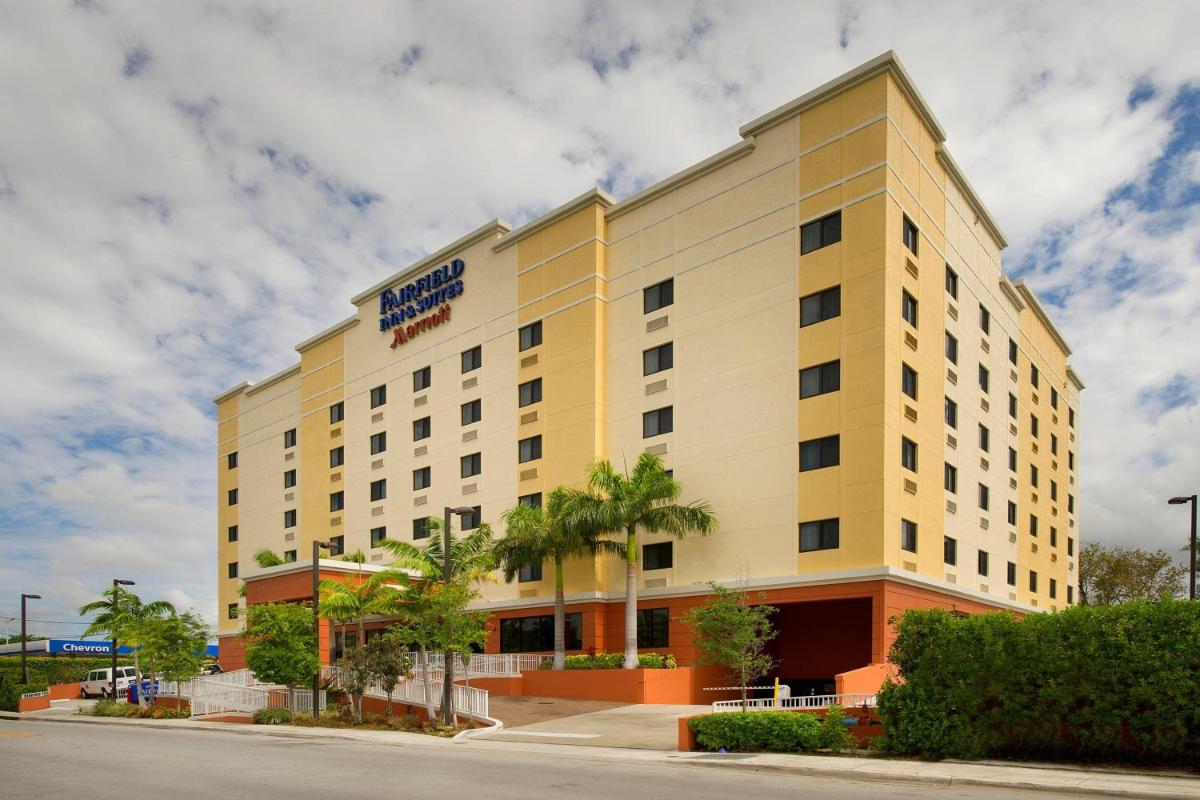 Fairfield Inn & Suites by Marriott Miami Airport South - image 4