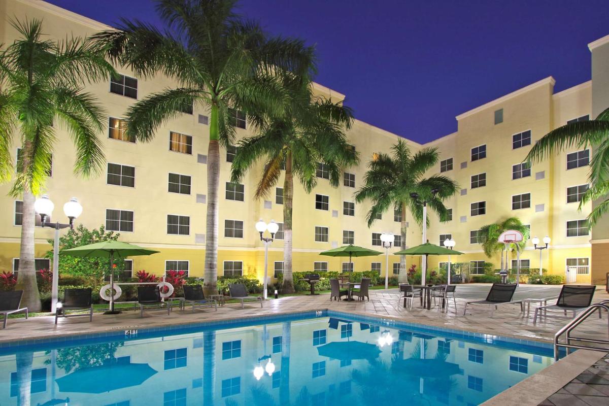 Homewood Suites by Hilton Miami - Airport West - main image