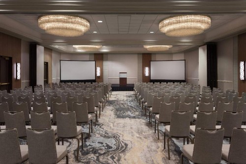 Miami Airport Marriott - image 2
