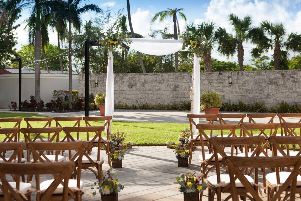 Miami Airport Marriott - image 4