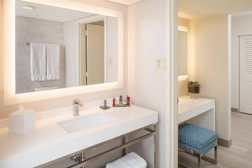 Miami Airport Marriott - image 41