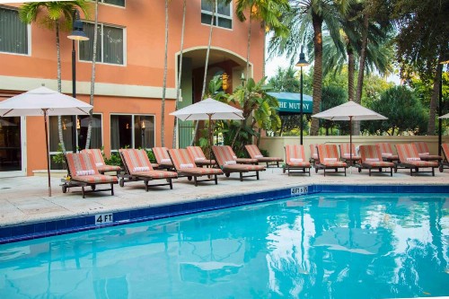 The Mutiny Luxury Suites Hotel - image 12