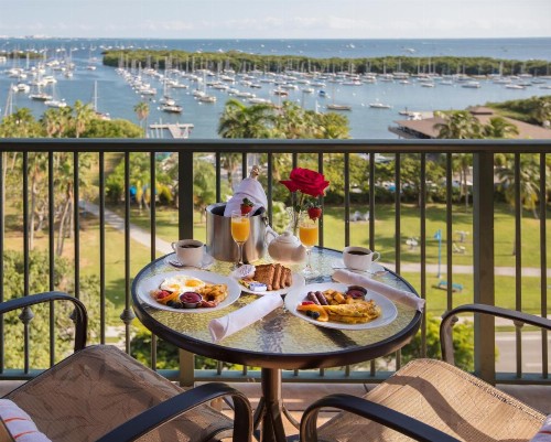 The Mutiny Luxury Suites Hotel - image 27