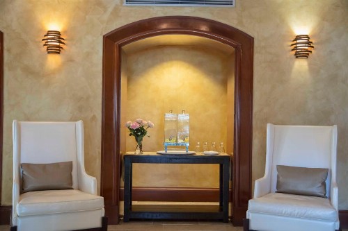 The Mutiny Luxury Suites Hotel - image 43