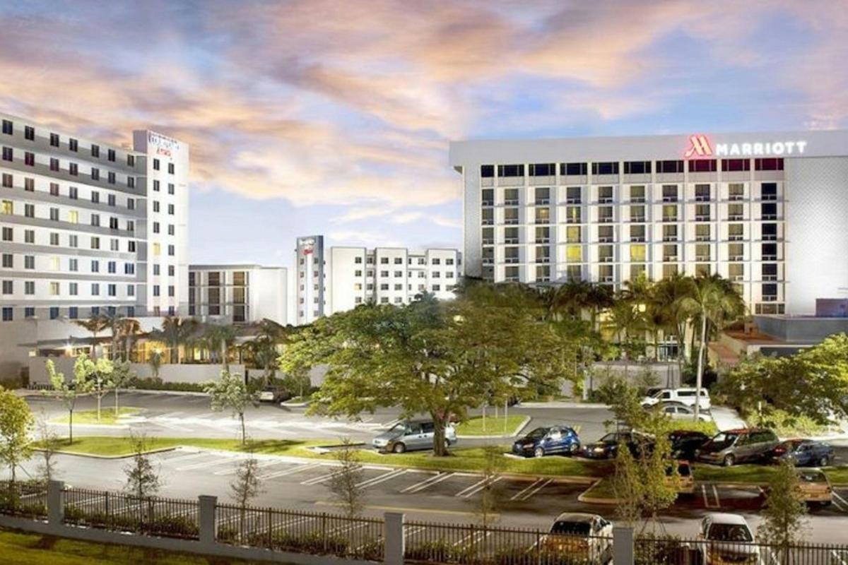 Residence Inn by Marriott Miami Airport - image 4