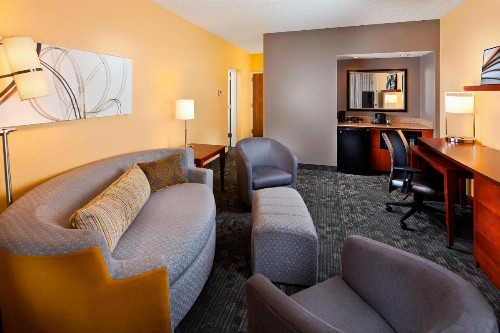 Courtyard Miami Airport West/Doral - image 11