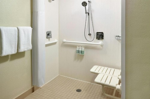 Courtyard Miami Airport West/Doral - image 16
