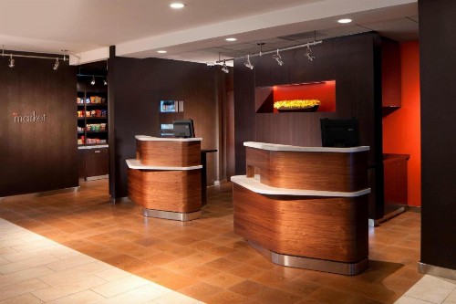 Courtyard Miami Airport West/Doral - image 2