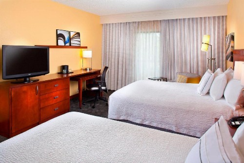 Courtyard Miami Airport West/Doral - image 3