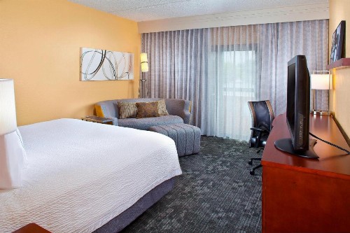 Courtyard Miami Airport West/Doral - image 4