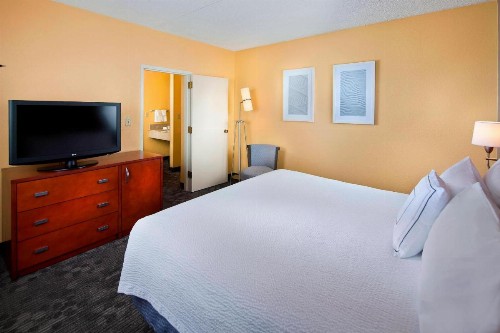 Courtyard Miami Airport West/Doral - image 7