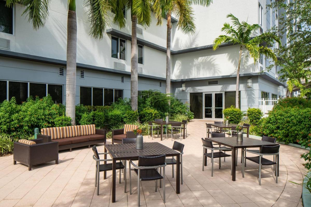 SpringHill Suites Miami Downtown/Medical Center - image 2