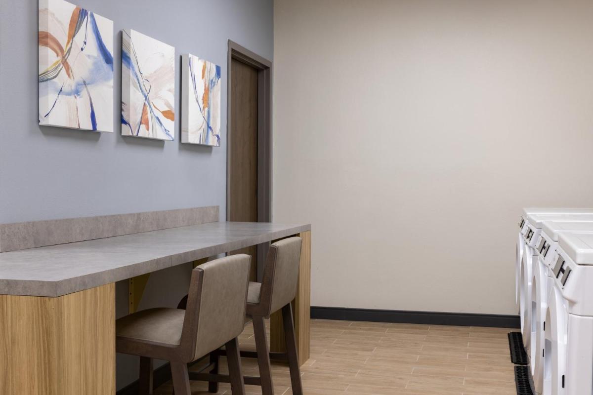 TownePlace Suites Miami Airport West/Doral Area - image 4