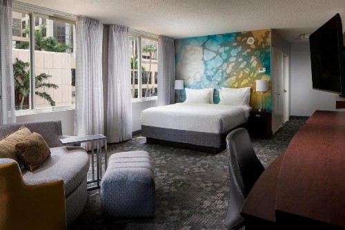 Courtyard Miami Dadeland - image 19