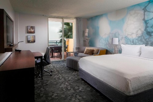 Courtyard Miami Dadeland - image 20