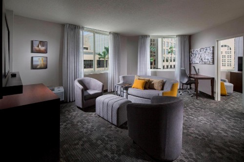 Courtyard Miami Dadeland - image 26