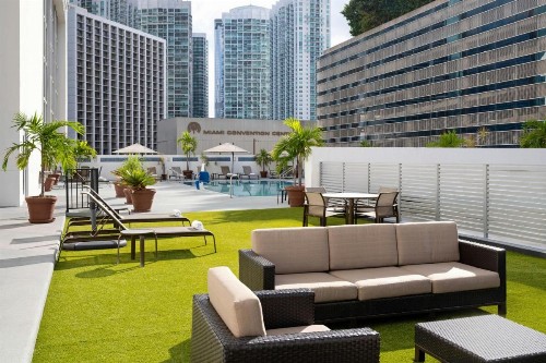Courtyard Miami Downtown Brickell Area - image 45