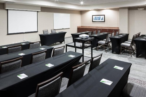 Courtyard by Marriott Miami at Dolphin Mall - image 22