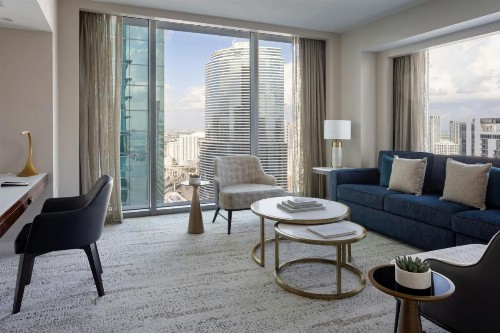 JW Marriott Marquis Miami - image 15