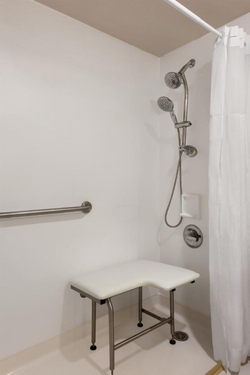 Days Inn by Wyndham Miami International Airport - image 35