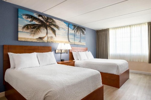 Days Inn by Wyndham Miami International Airport - image 8