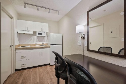 Extended Stay America Suites - Miami - Airport - Blue Lagoon - image 14