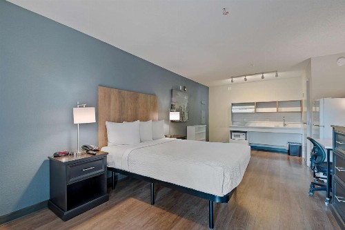 Extended Stay America Suites - Miami - Airport - Blue Lagoon - image 18