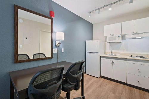 Extended Stay America Suites - Miami - Airport - Blue Lagoon - image 34