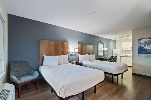 Extended Stay America Suites - Miami - Airport - Blue Lagoon - image 37