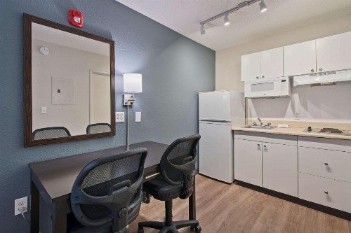 Extended Stay America Suites - Miami - Airport - Blue Lagoon - image 41
