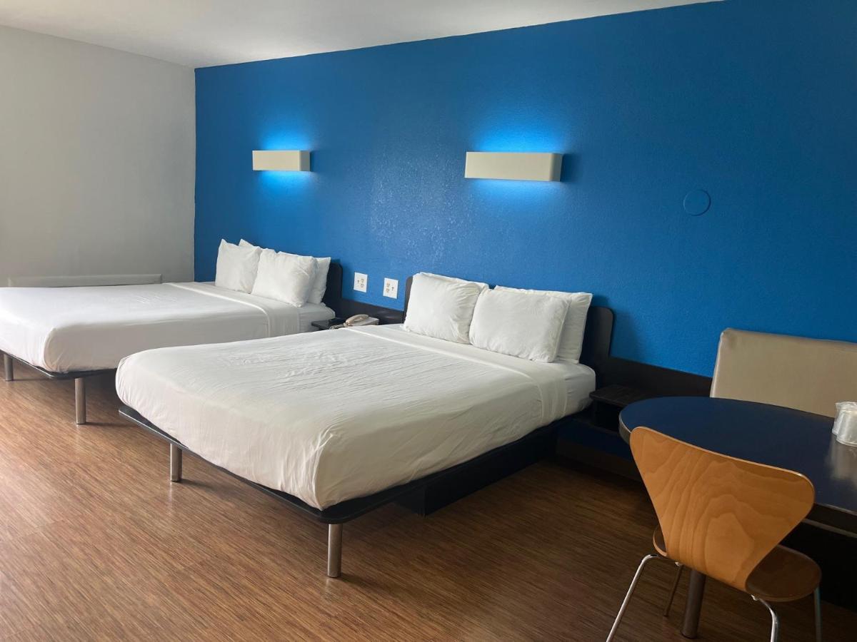 Motel 6-Miami FL - image 4