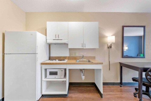 Extended Stay America Suites - Miami - Airport - Doral - image 13