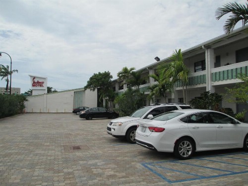Shalimar Motel - image 22