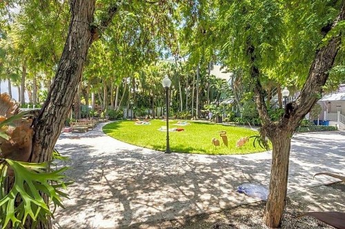 Selina Miami River - image 18