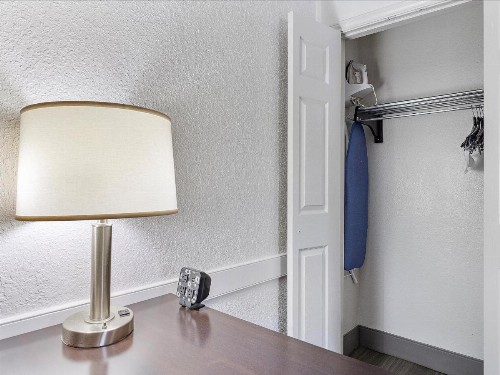 La Quinta Inn by Wyndham Miami Airport North - image 33
