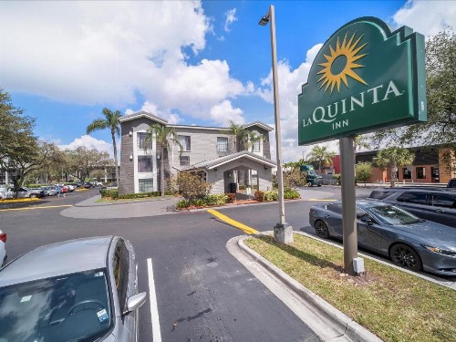 La Quinta Inn by Wyndham Miami Airport North - image 45