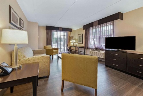 La Quinta Inn by Wyndham Miami Airport North - image 48