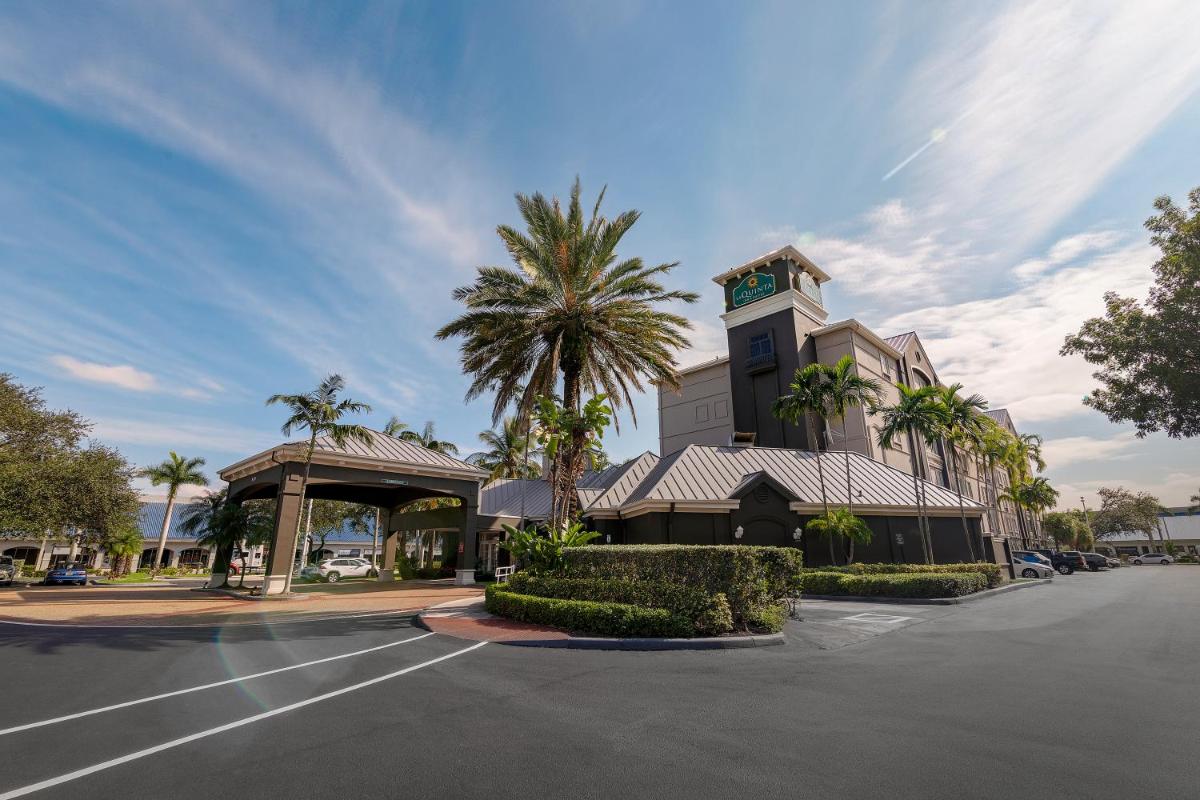 La Quinta by Wyndham Miami Airport West - image 5