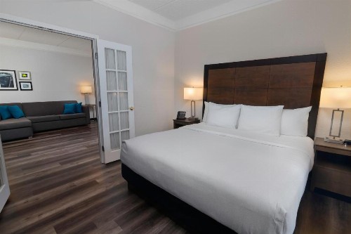 La Quinta by Wyndham Miami Airport West - image 9