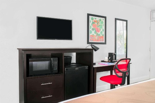 Quality Inn Miami South - image 15