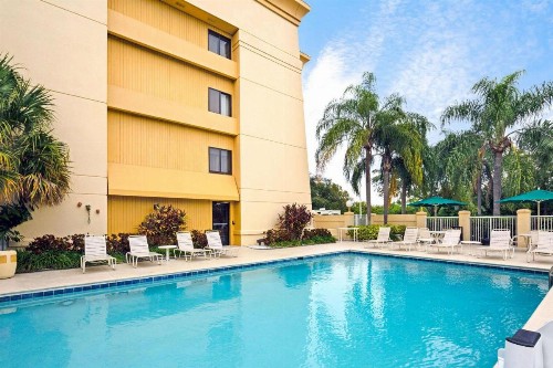 La Quinta by Wyndham Miami Airport East - image 15