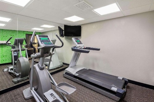 La Quinta by Wyndham Miami Airport East - image 20