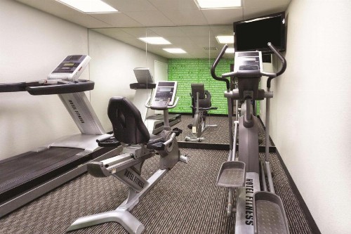 La Quinta by Wyndham Miami Airport East - image 21