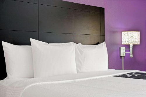 La Quinta by Wyndham Miami Airport East - image 36