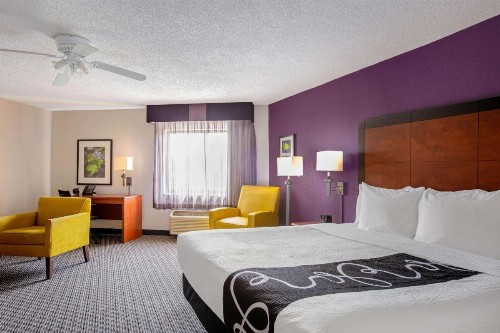 La Quinta by Wyndham Miami Airport East - image 46