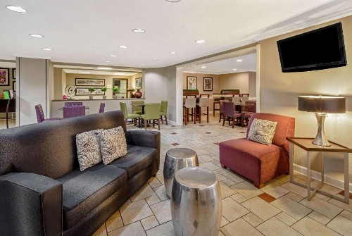 La Quinta by Wyndham Miami Airport East - image 8