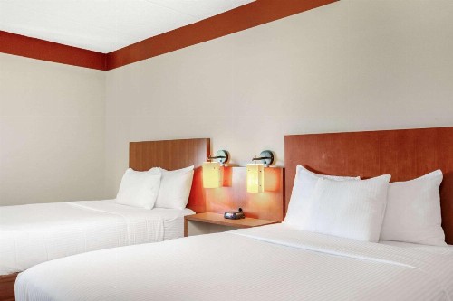 La Quinta by Wyndham Miami Cutler Bay - image 9
